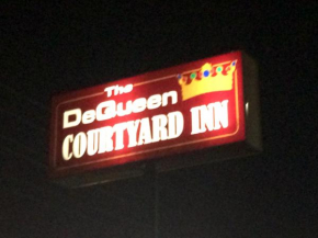 Отель DeQueen Courtyard Inn  Де-Куин